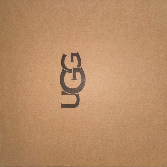 UGG Lowmel Sneakers Women’s 8 NEW - Picture 8 of 8